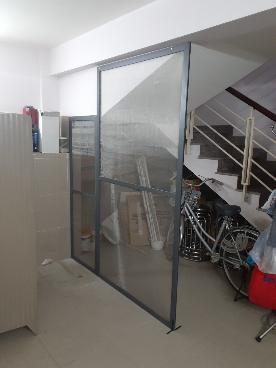 thi-cong-cua-luoi-chong-muoi-cho-quan-12-hcm-02