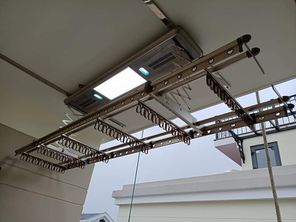 Giàn phơi thông minh Nhật Bản