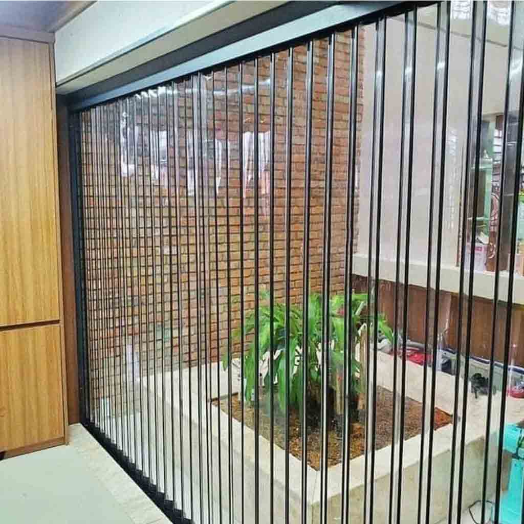 Vách ngăn cửa xếp lá nhựa trong suốt